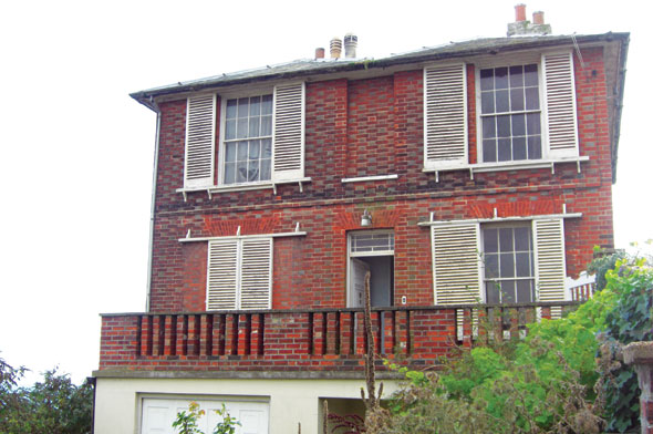 Hastings-Sept07-02-590